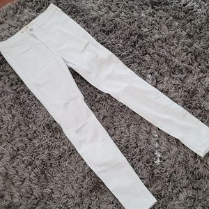 NWT Hollister High Rise Super Skinny Ripped Jeans